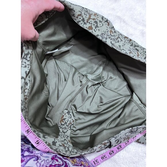 Eddie Bauer Womens Floral Print Skirt Size 18 Nylon Spandex Blend Machine Washab - Picture 3 of 7